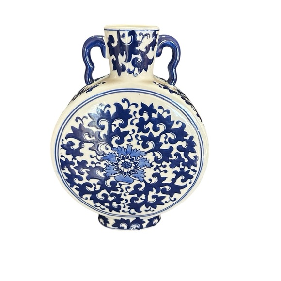 Blue and White Decorative Vase NEW - Picture 1 of 7